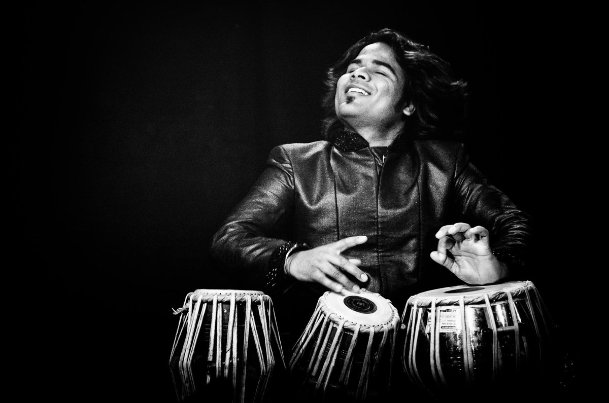CENTRE MANDAPA -Dance and music from elsewhere.