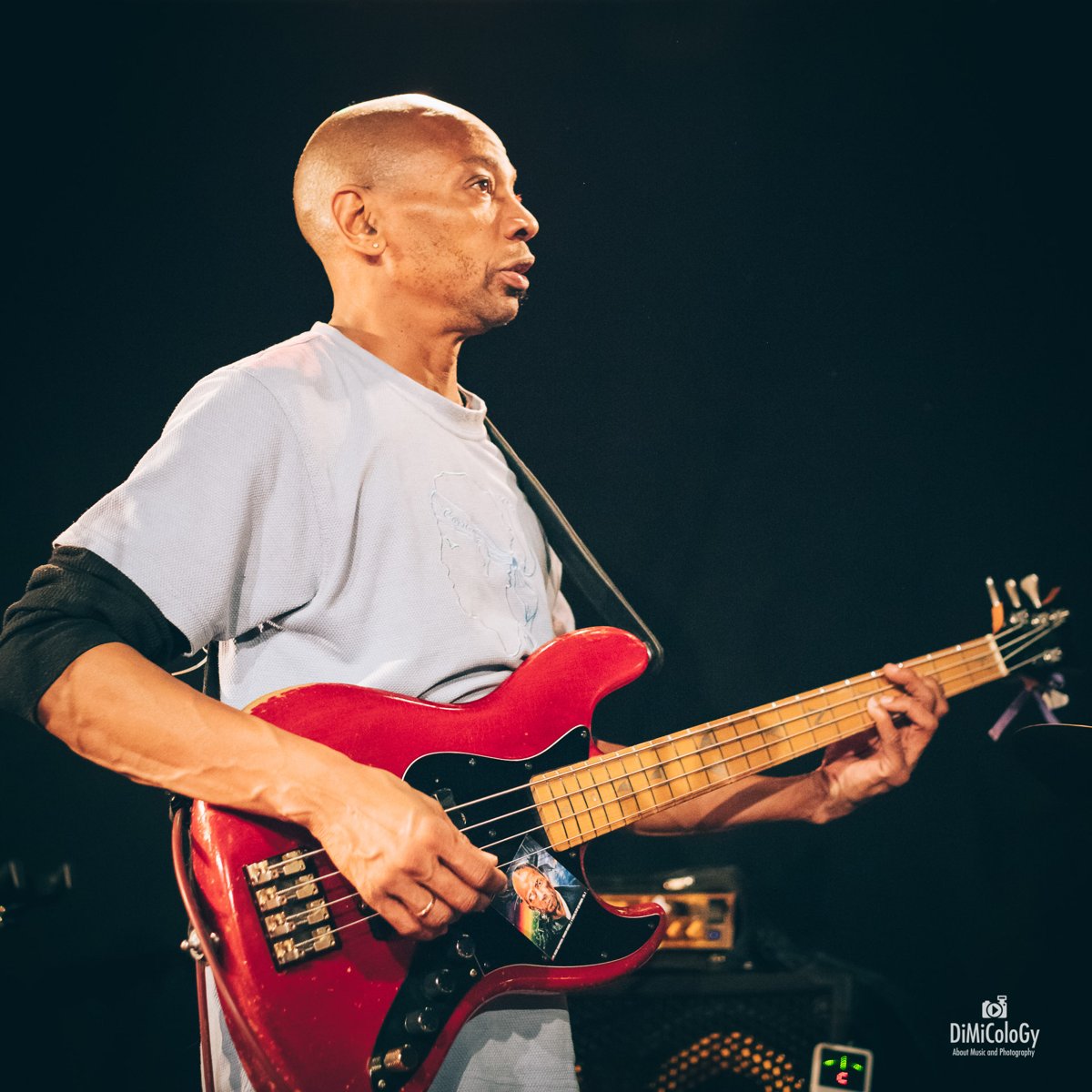 REGGIE WASHINGTON - New Vintage Live in Paris