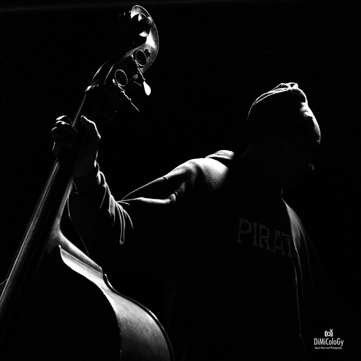 REGGIE WASHINGTON - New Vintage Live in Paris
