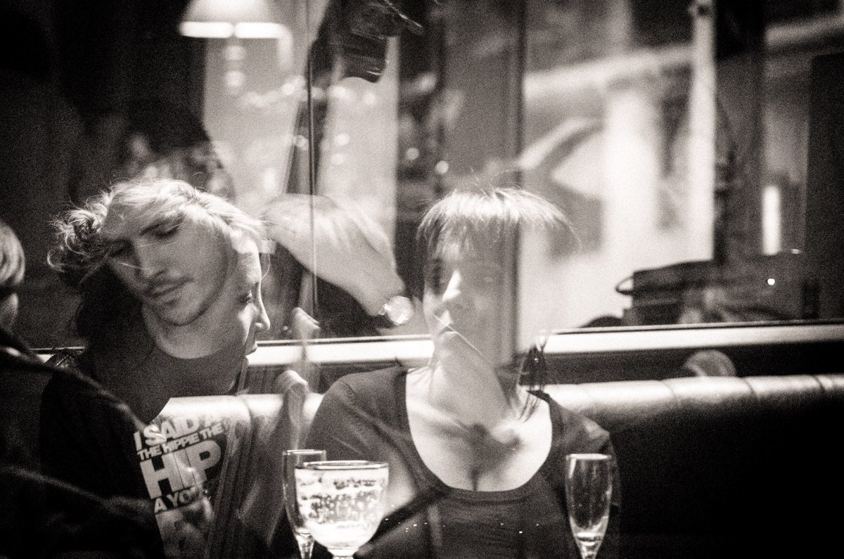 UNE PURE AIRE DE JAZZ - CasaNostra caffé in Paris