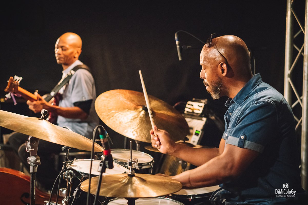 REGGIE WASHINGTON - New Vintage Live in Paris