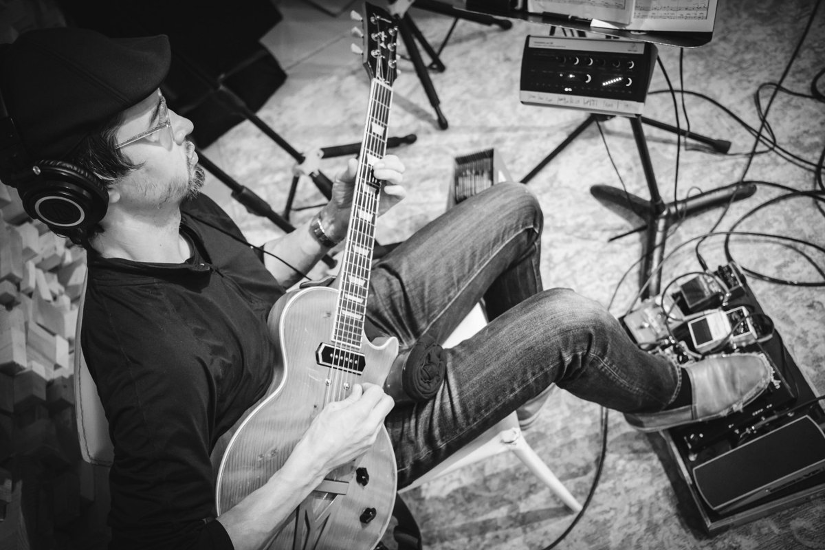 g-The Sky Below